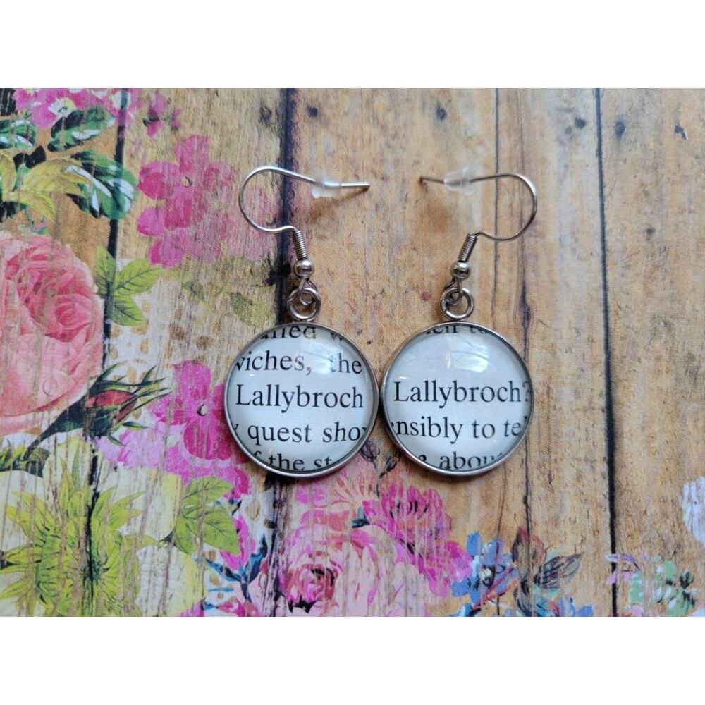 Lallybroch pendant earrings made with Outlander book pages